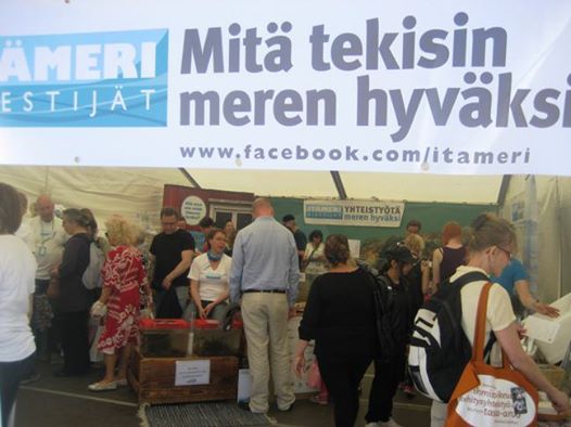 Maailma Kylässä Festivaalin Itämeri-teltta 2012, photo Aira Saloniemi